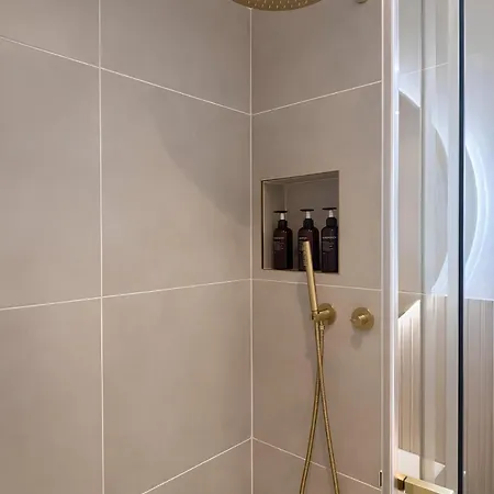 Apartment T2 Calme Proche Transports & Rouen Centre